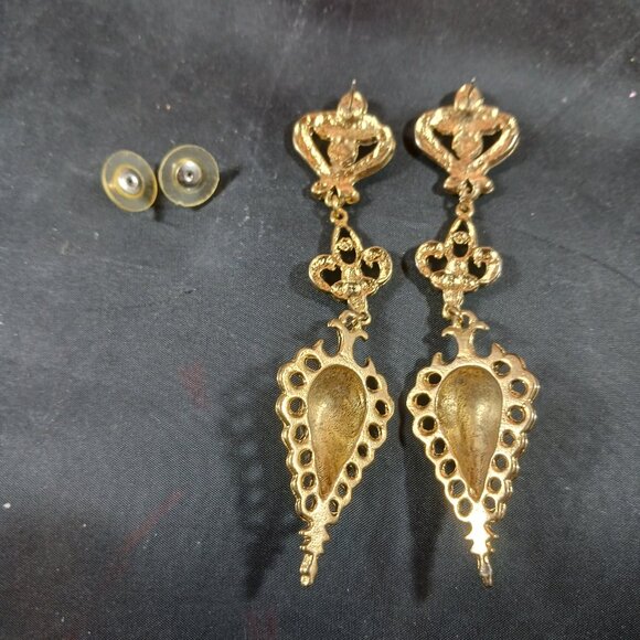 Vintage Gold Tone Women's Long Piercing Earrings - Picture 6 of 8